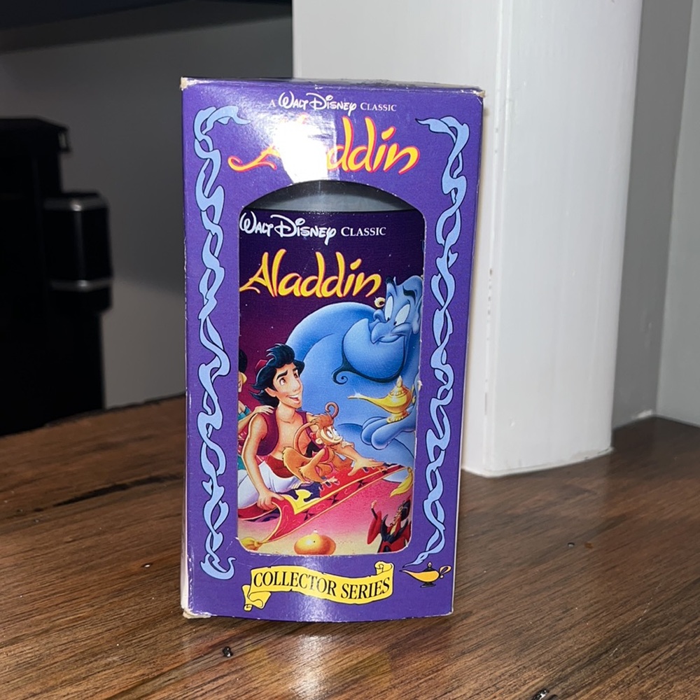 Vintage Aladdin Cup